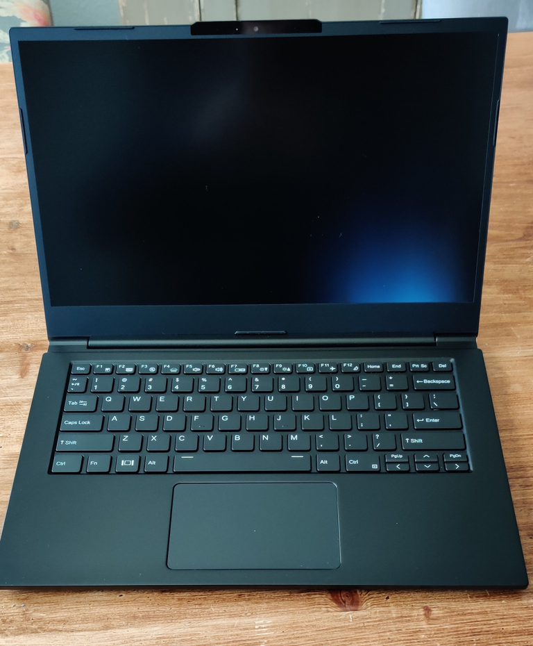 System76 Lemur Pro opened